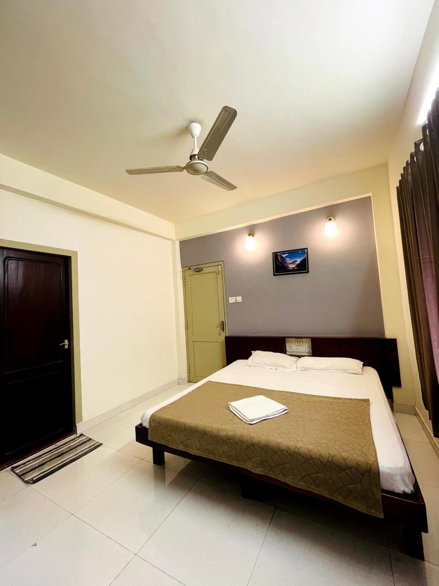 Ferienwohnung Orkuz Residency Kochi Exterior foto